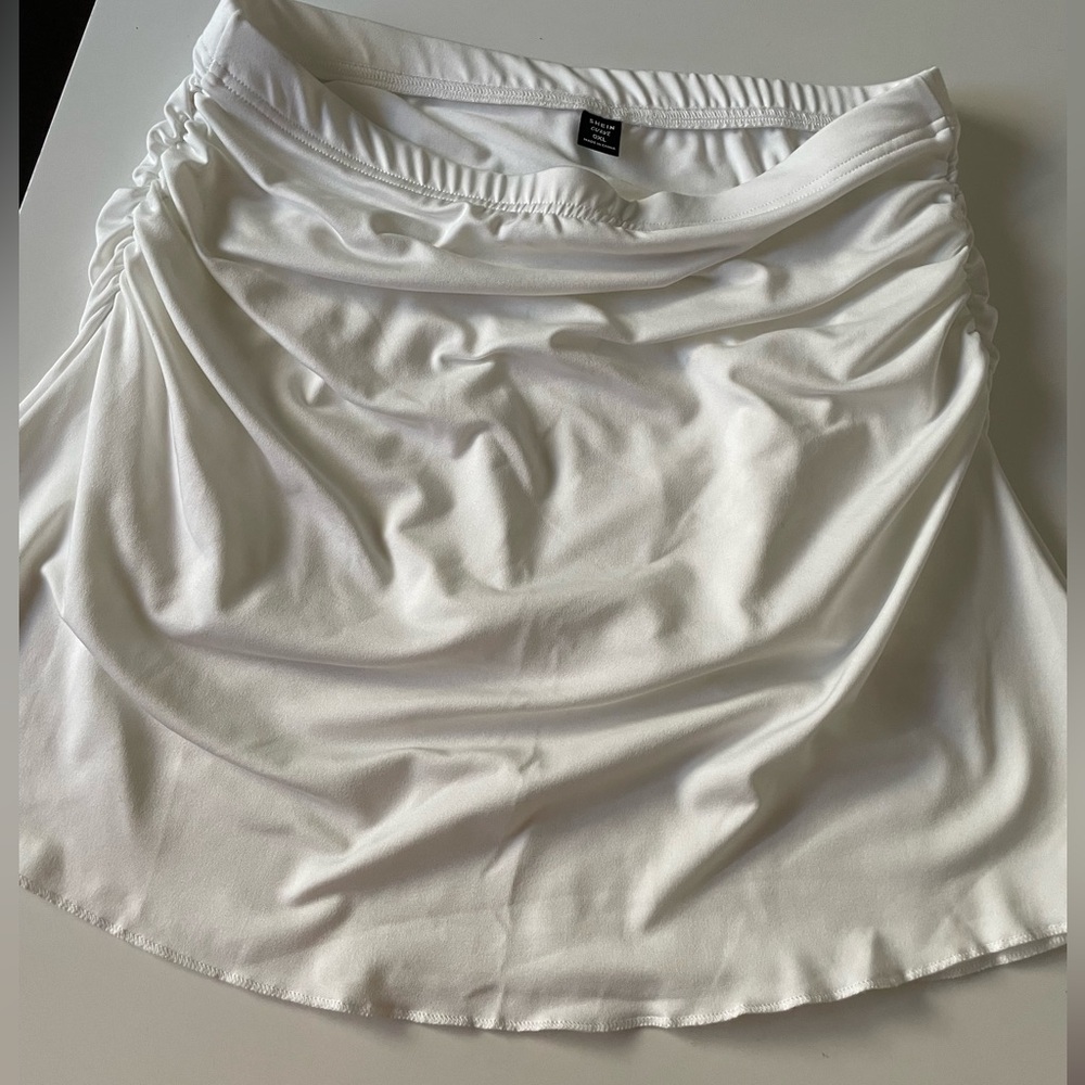 White shein drapped skirt xl